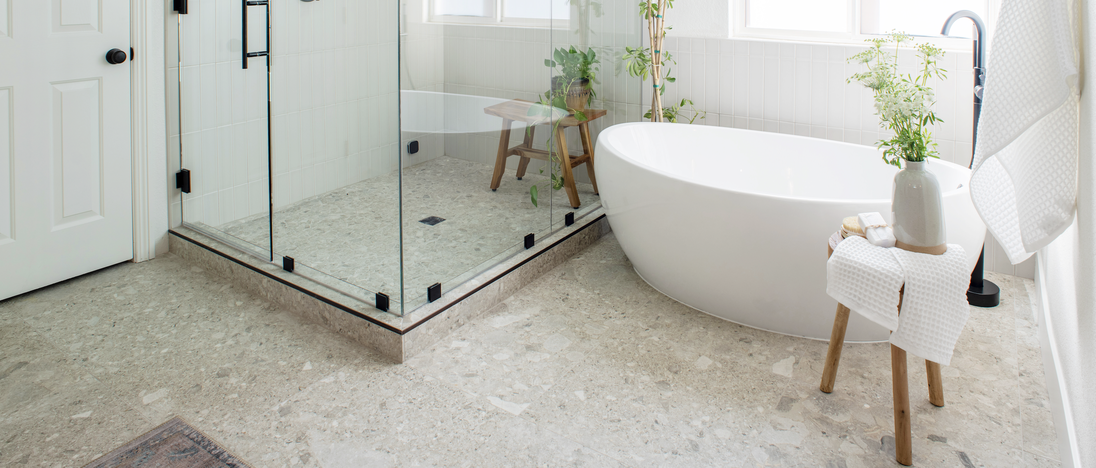 MẸO LÀM SẠCH THIẾT BỊ VỆ SINH NHÀ TẮM